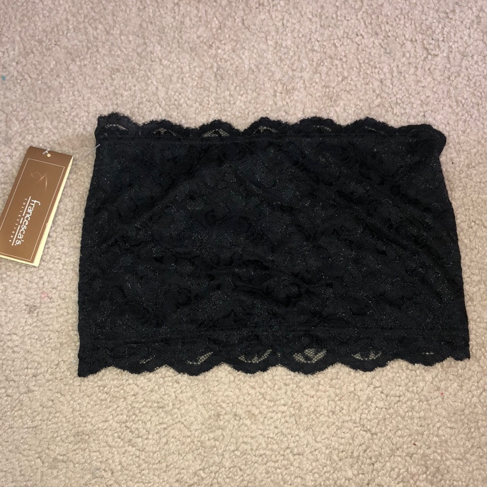 Francesca’s black bandeau